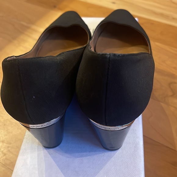 Calvin Klein Pallavi Pointed Toe Wedge Pumps - Picture 3 of 5